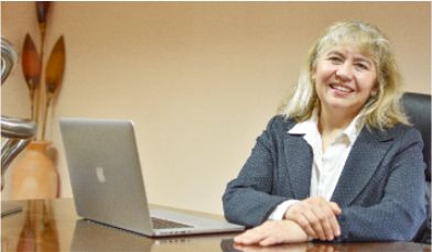 Ingeniera Lilia Baez-Secreataria Académica de la Facultad de Ingeniería de la UNNE