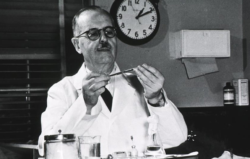 El argentino Dr. Bernardo Houssay - Premio Nobel de Fisiología y Medicina