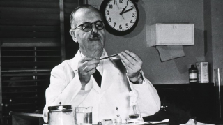 El argentino Dr. Bernardo Houssay - Premio Nobel de Fisiología y Medicina