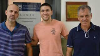 estudiante algoritmos genéticos - de izquierda a derecha: Mg Ing. Ricardo Barrios D’Ambra - Bruno Gerometta y el Dr. Ing. Javier Mroginski