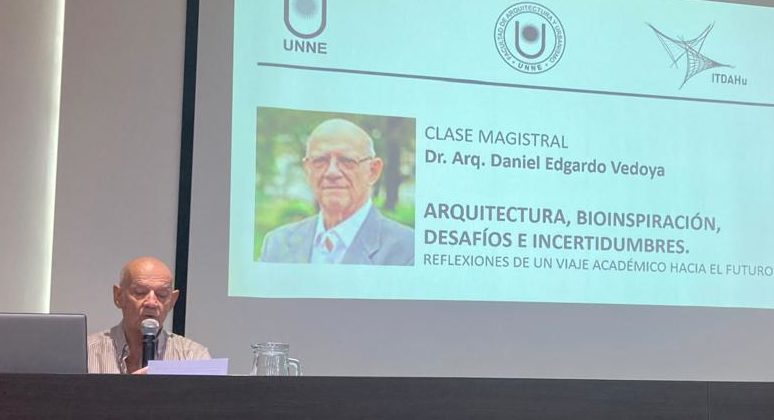 profesor Daniel Vedoya