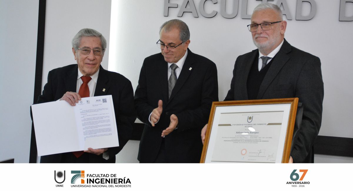 Profesor Extraordinario UNNE